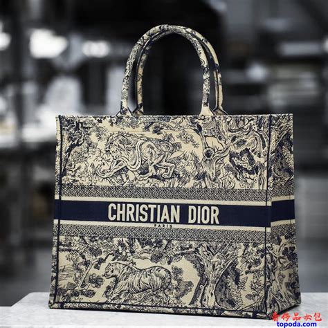 christian dior logo tote bag